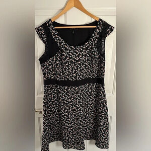 Jessica Simpson Black and Floral Print Dress Cap Sleeve Size 1X
